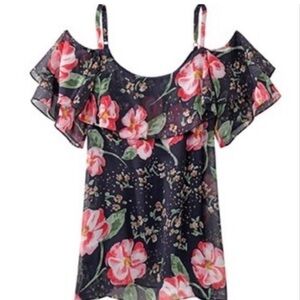 CAbi Cold Shoulder Cami XS